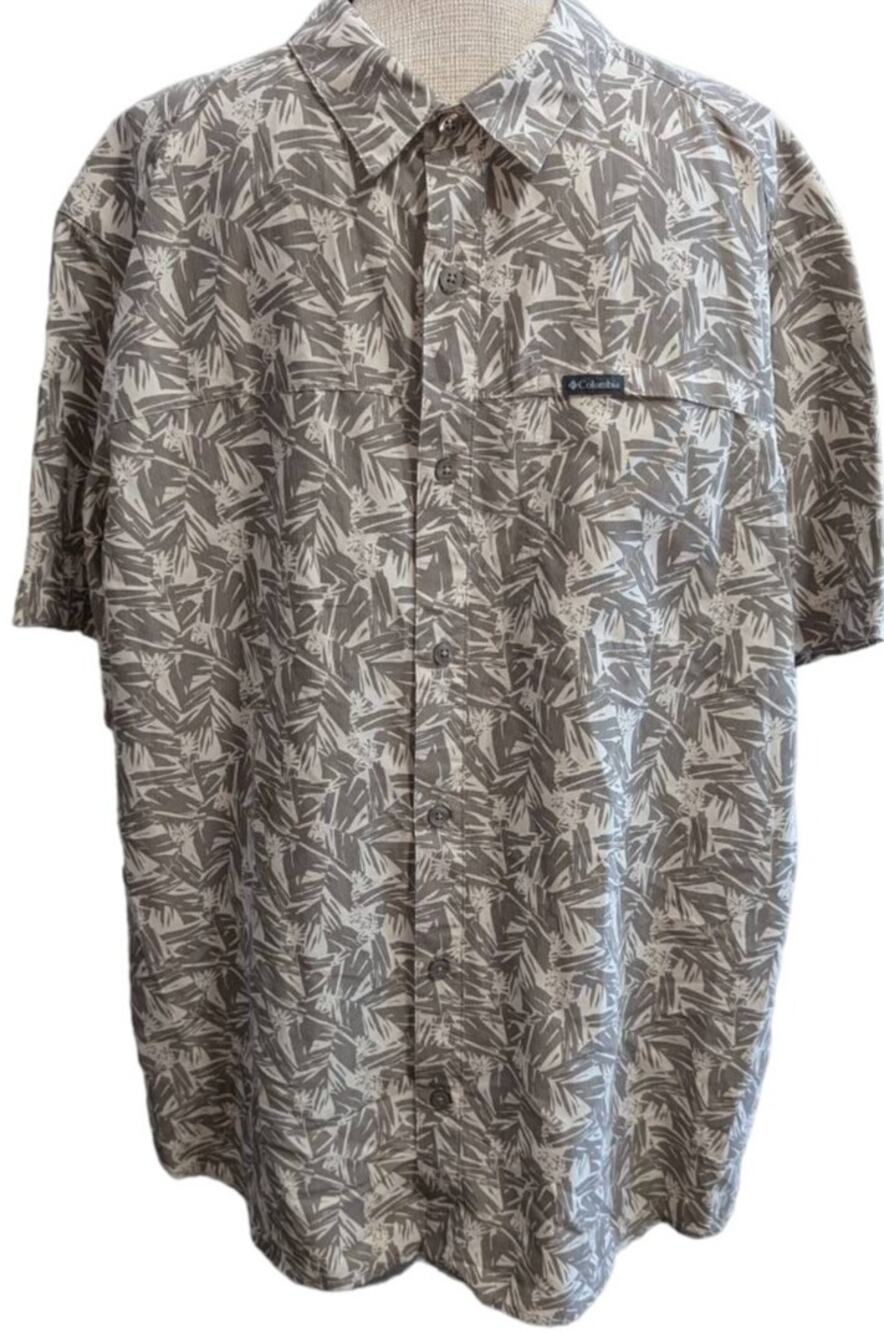 Mens Columbia Sportwear Camp Shirt XL Tropical Leaf Print Button Up Camp Gray